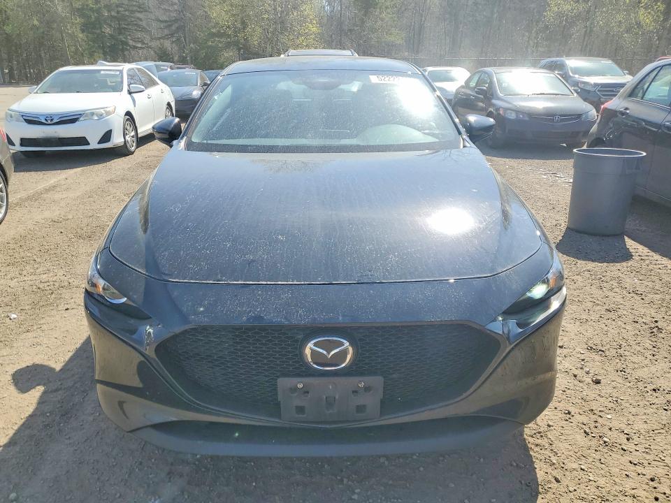 2025 Mazda 3 VIN JM1BPALMXS1783057 COPART salvage auction — SIDE, ON - PERMIT NO BRAND - UNFIT, sold $7,900 on 2026-08-18 (photo 5)