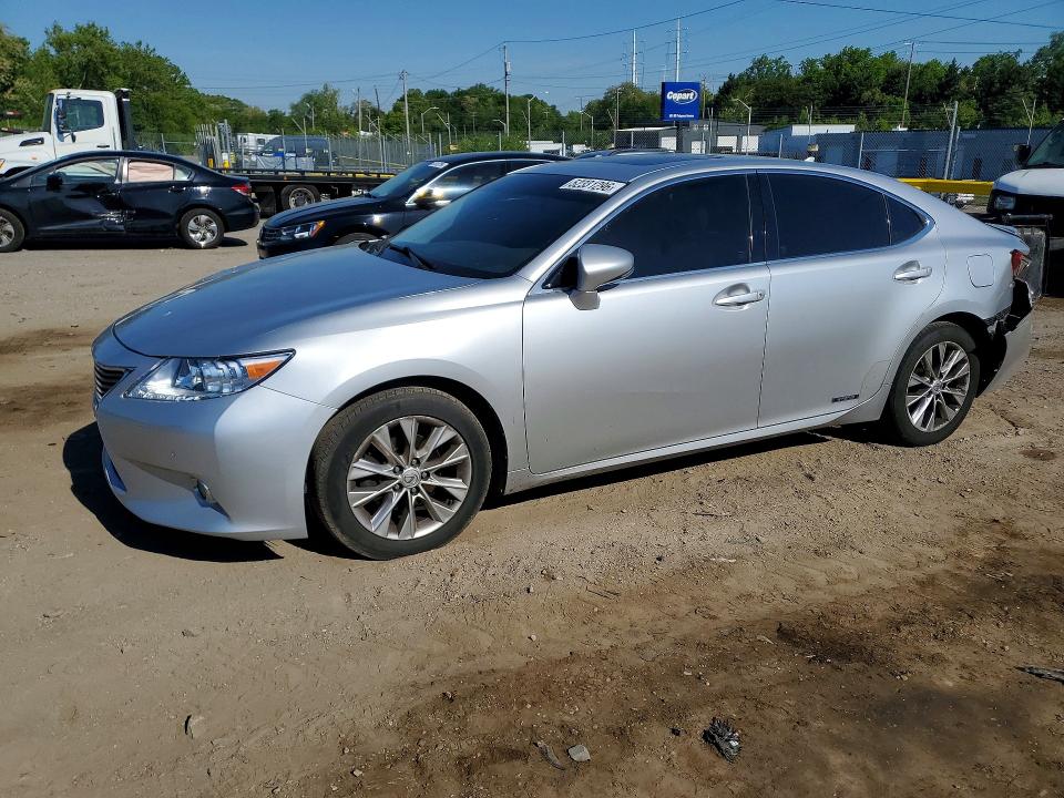 2013 Lexus ES VIN JTHBW1GG7D2015393 COPART salvage auction — REAR END, Md - Cert Of Salvage > 75% Damage, sold $400 on 2026-07-23 (photo 1)