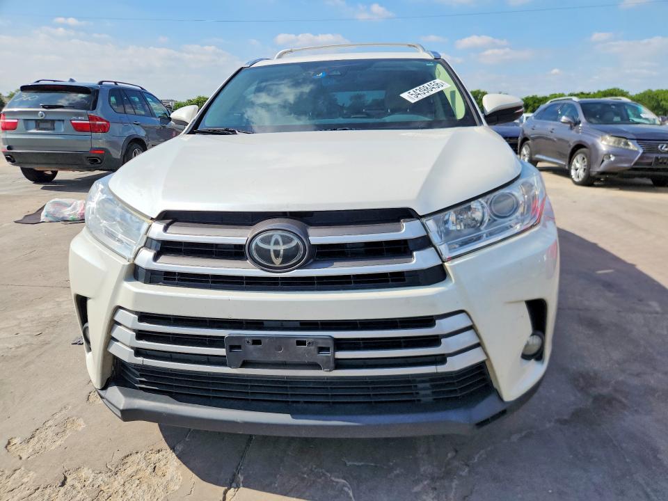 2018 Toyota Highlander VIN 5TDKZRFH6JS288010 COPART salvage auction — SIDE, Tx - Salvage Vehicle Title, sold $8,600 on 2026-07-27 (photo 5)