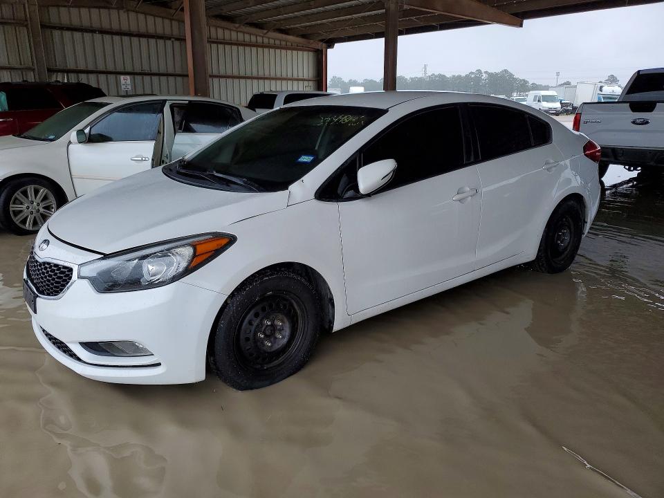 2016 Kia Forte VIN KNAFX4A66G5522500 COPART salvage auction — NORMAL WEAR, Tx - Certificate Of Title, sold $1,750 on 2026-07-07 (photo 1)