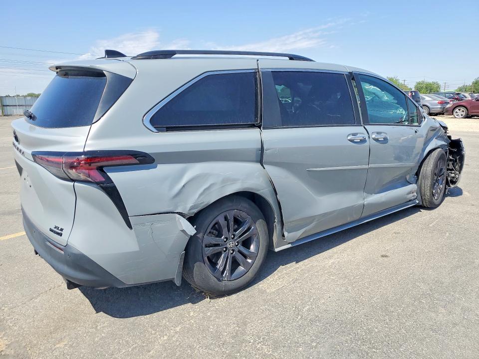 2024 Toyota Sienna VIN 5TDCSKFC9RS118126 COPART salvage auction — UNDERCARRIAGE, Id - Salvage Certificate Of Title, sold $17,700 on 2026-07-02 (photo 3)