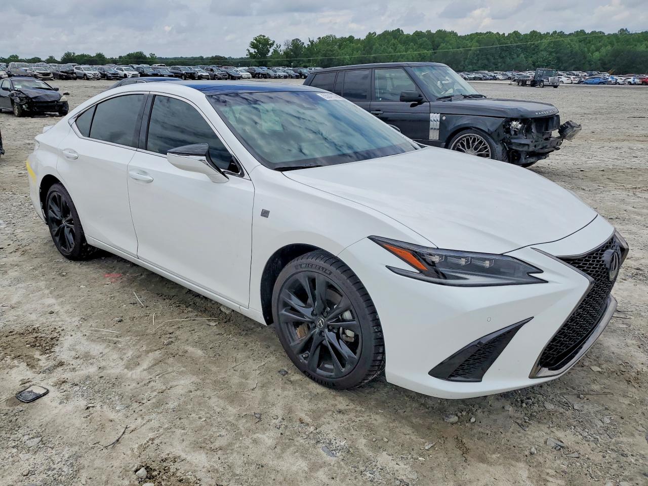 2025 Lexus ES 350 VIN 58ADZ1B17SU213076 COPART salvage auction — Rear End, GA - CERT OF TITLE-SALVAGE, sold $31,000 on 2026-07-01 (photo 4)