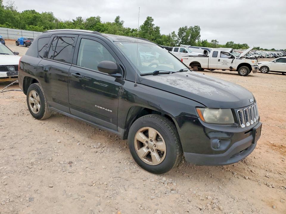 2014 Jeep Compass VIN 1C4NJCBA8ED774345 COPART salvage auction — NORMAL WEAR, Ok - Certificate Of Title, sold $1,550 on 2026-07-02 (photo 4)