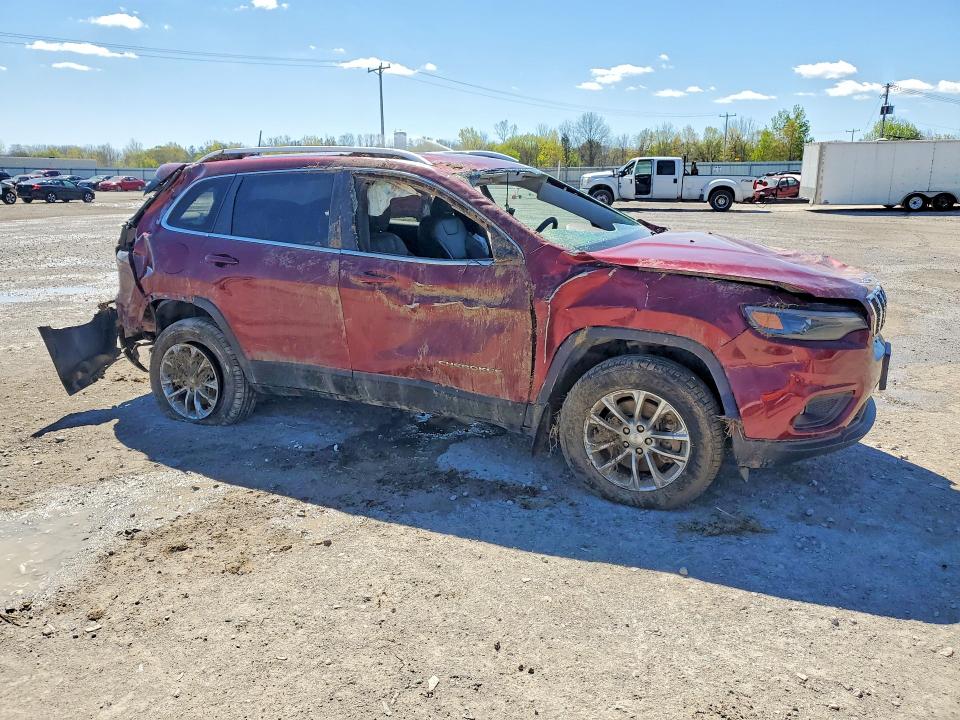 2019 Jeep Cherokee VIN 1C4PJMLXXKD137311 COPART salvage auction — ROLLOVER, NY - MV907A-PARTS ONLY, sold $450 on 2026-07-27 (photo 4)