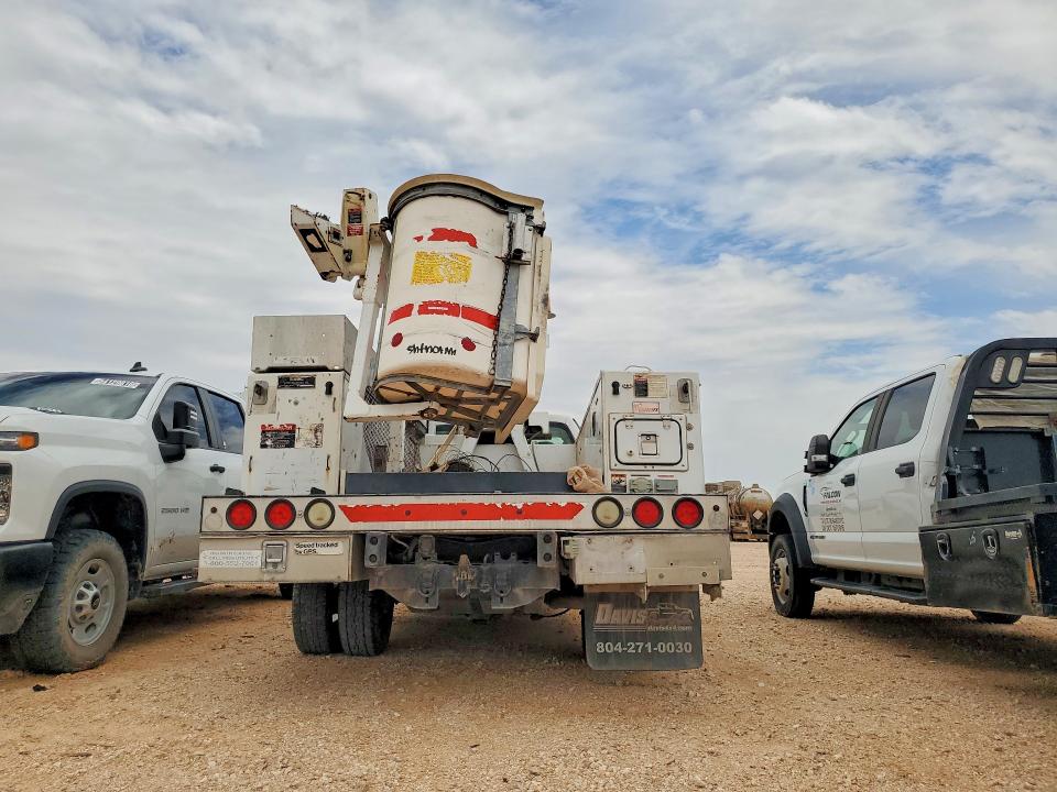 2008 Ford F-350 super duty VIN 1FDWF36588EE43505 COPART salvage auction — FRONT END, TX - SALVAGE VEHICLE TITLE, sold $1,700 on 2026-07-09 (photo 6)