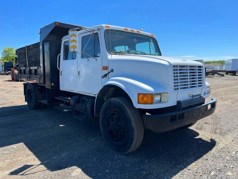 1990 International 4000 series VIN 1HTSDZZN1LH257967 COPART salvage auction — MINOR DENT/SCRATCHES, Pa - Cert Of Title-Formerly Abandon (P), sold $3,500 on 2026-07-09 (photo 1)