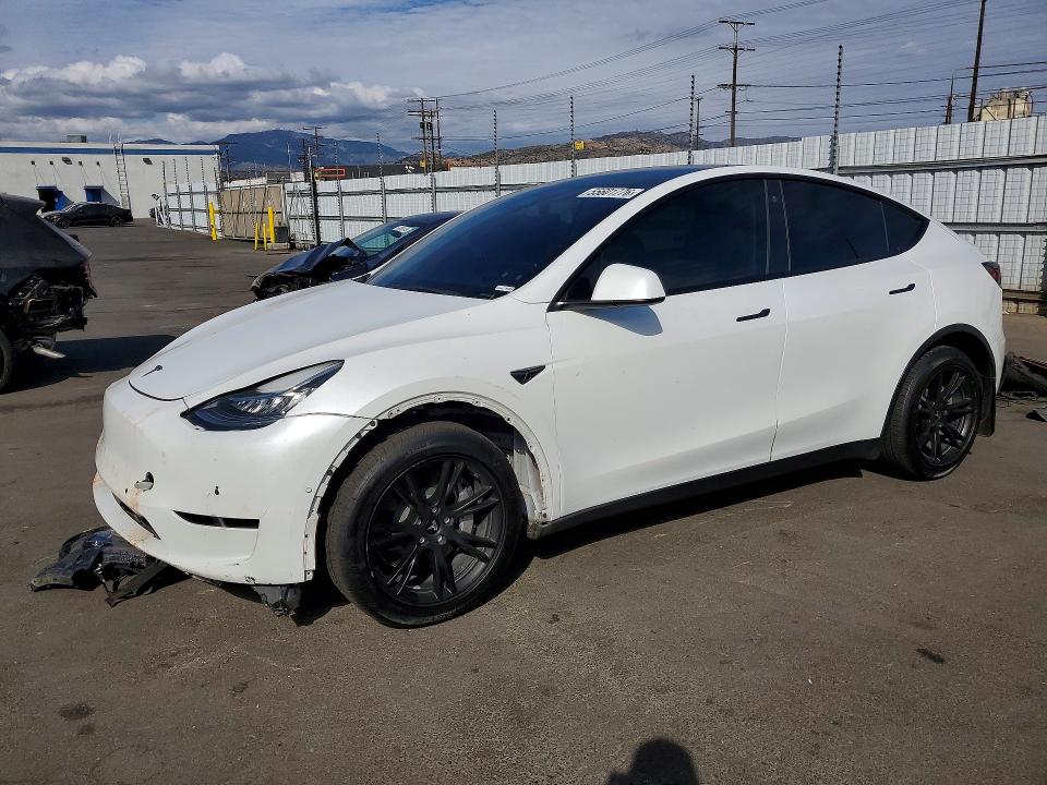 2022 Tesla Model y VIN 7SAYGDEE5NF317505 COPART salvage auction — FRONT END, Ca - Salvage Certificate, sold $8,700 on 2026-07-15 (photo 1)