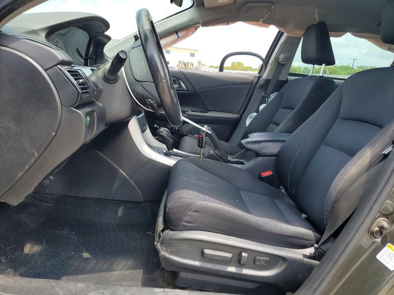 2015 Honda Accord VIN 1HGCR2F51FA052792 COPART salvage auction — SIDE, Tx - Salvage Vehicle Title, sold $1,250 on 2026-07-02 (photo 7)