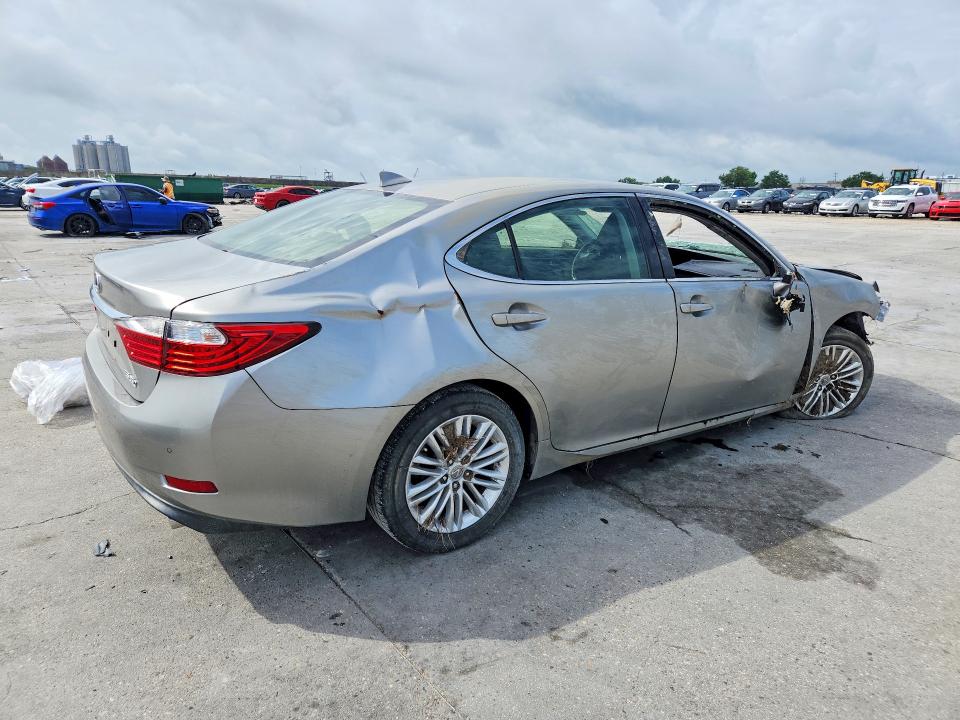 2015 Lexus Es 350 VIN JTHBK1GG4F2170613 COPART salvage auction — ALL OVER, AL - CERT OF TITLE-SALVAGE TITLE, sold $2,050 on 2026-07-22 (photo 3)