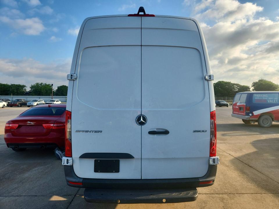 2023 Mercedes-benz Sprinter VIN W1Y40CHY0PT154547 COPART salvage auction — NORMAL WEAR, Tx - Certificate Of Title, sold $15,000 on 2026-07-30 (photo 6)