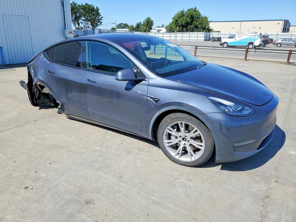 2021 Tesla Model y VIN 5YJYGDEE4MF063149 COPART salvage auction — REAR END, Ca - Salvage Certificate, sold $6,000 on 2026-07-06 (photo 4)