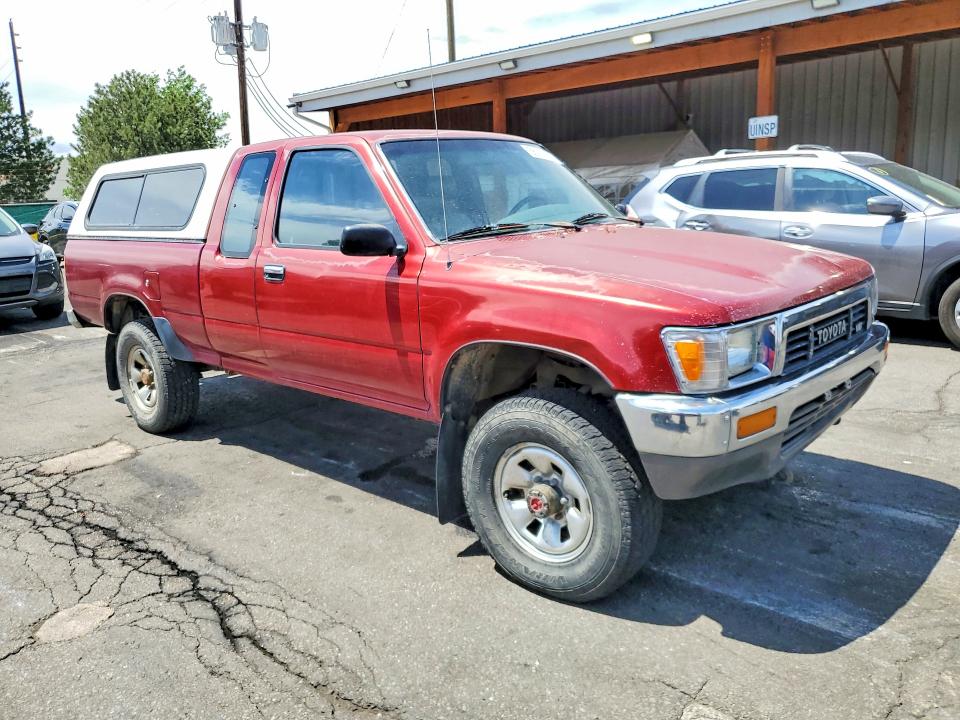 1990 Toyota Pickup VIN JT4VN13D2L5025274 COPART salvage auction — MINOR DENT/SCRATCHES, Co - Dis/Dlr/Exp Only Clean Title, sold $8,400 on 2026-07-16 (photo 4)