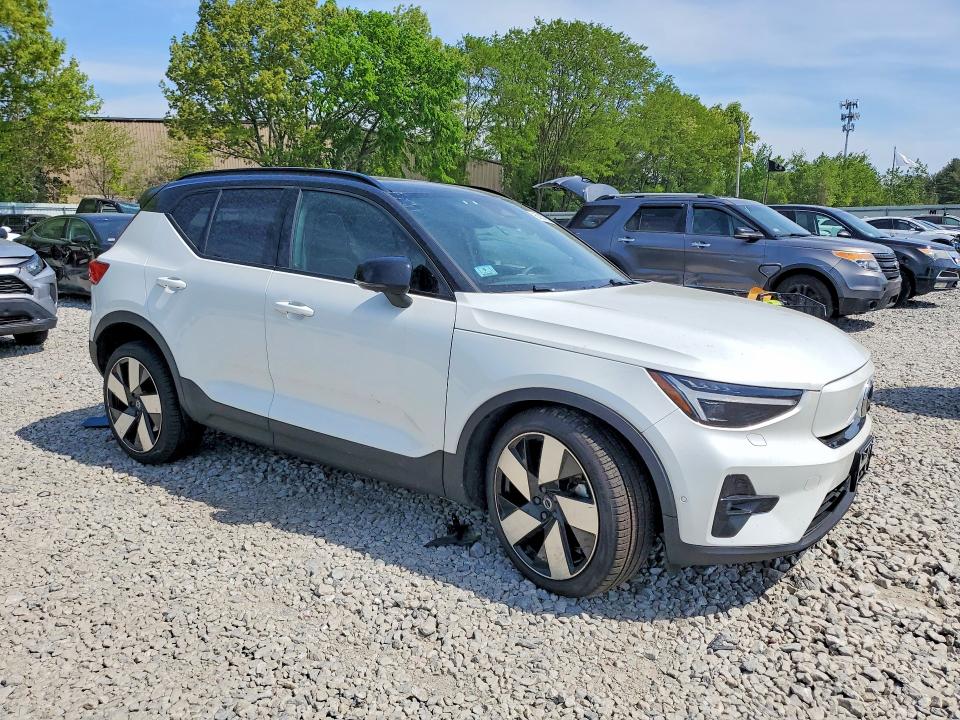 2023 Volvo Xc40 VIN YV4ED3UM9P2094576 COPART salvage auction — FRONT END, Ma - Cert Of Title-Salvage, sold $9,800 on 2026-07-16 (photo 4)