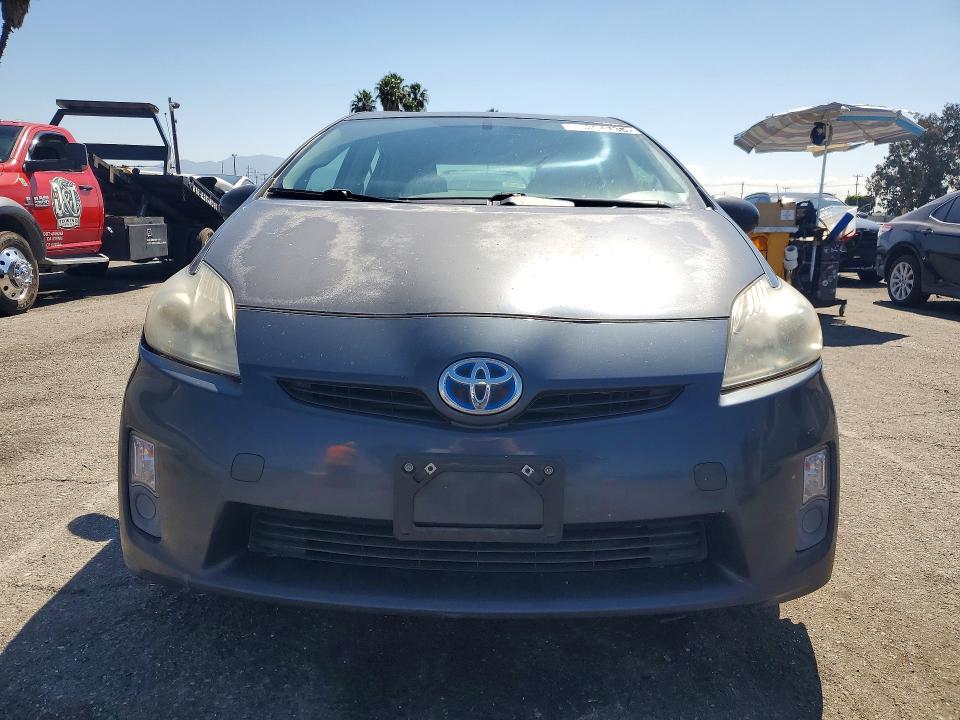 2011 Toyota Prius VIN JTDKN3DU0B1375389 COPART salvage auction — MINOR DENT/SCRATCHES, In - Certificate Of Title, sold $1,100 on 2026-07-24 (photo 5)