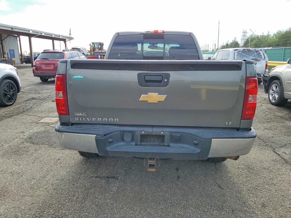 2011 Chevrolet Silverado VIN 1GCRKSE36BZ396272 COPART salvage auction — REAR END, CO - PUBLIC - SALVAGE TITLE, sold $4,550 on 2026-07-02 (photo 6)