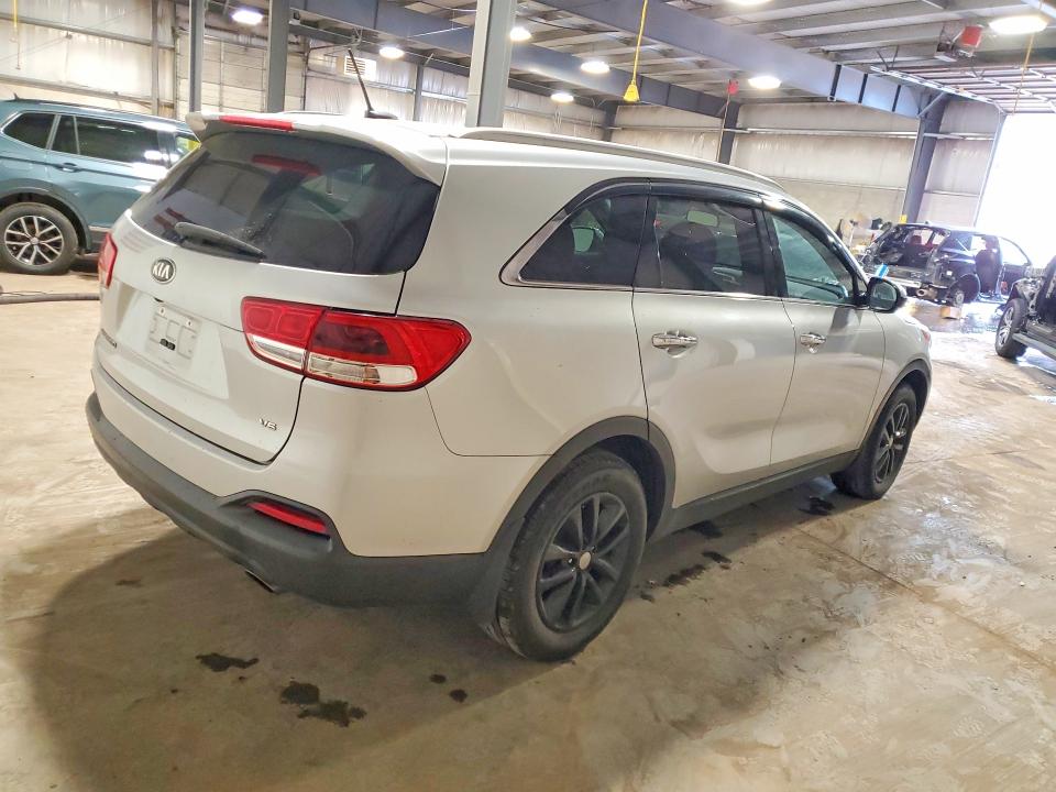 2018 Kia Sorento VIN 5XYPG4A51JG406411 COPART salvage auction — NORMAL WEAR, IN - CERTIFICATE OF TITLE, sold $5,700 on 2026-07-21 (photo 3)