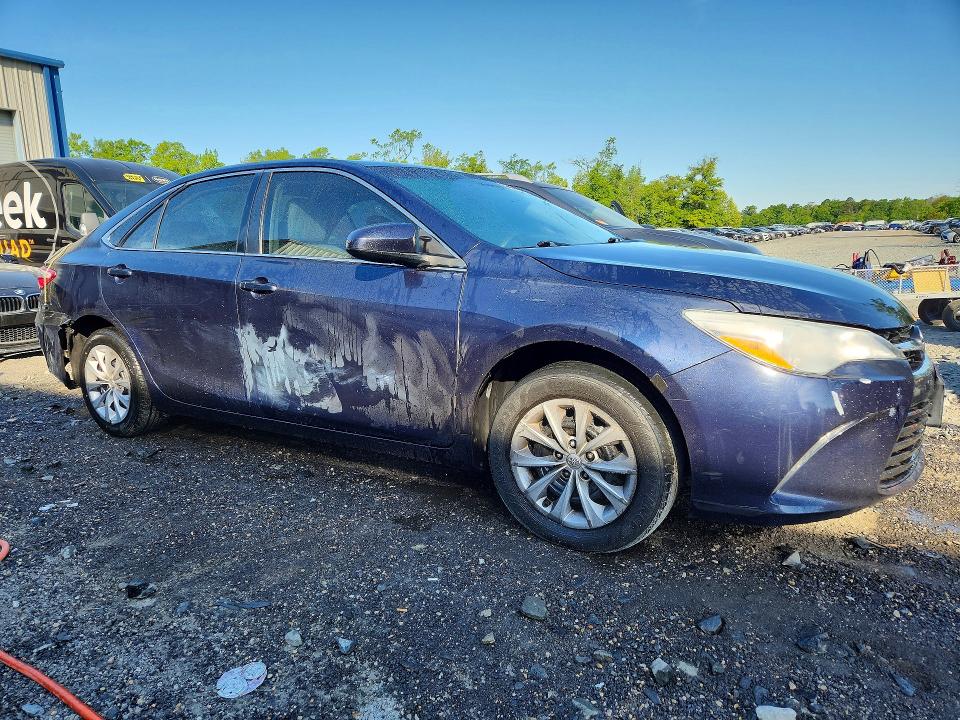 2017 Toyota Camry VIN 4T1BF1FK3HU687383 COPART salvage auction — MINOR DENT/SCRATCHES, Wv - Certificate Of Title, sold $2,700 on 2026-07-09 (photo 4)