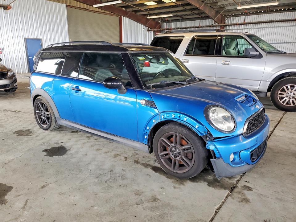 2011 Mini Cooper VIN WMWZG3C52BTY31381 COPART salvage auction — MINOR DENT/SCRATCHES, CA - DIS/DLR/EXP APP FOR DUP CLEAN, sold $125 on 2026-07-23 (photo 4)