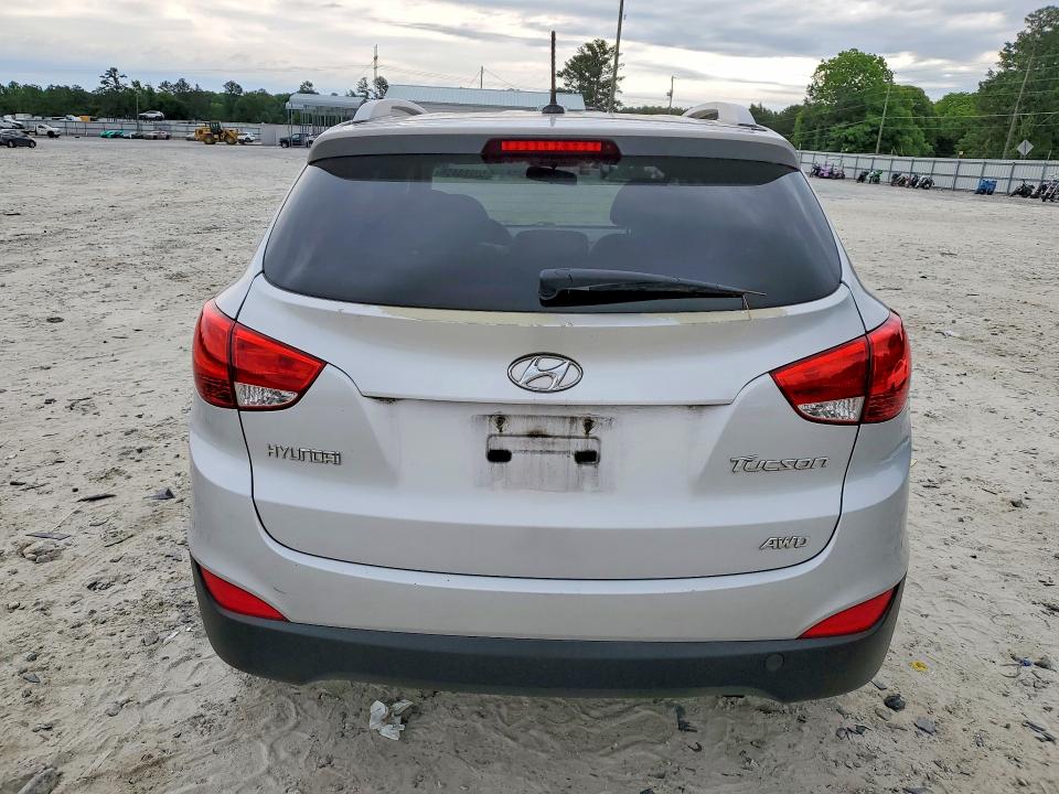 2013 Hyundai Tucson VIN KM8JUCAC3DU754166 COPART salvage auction — VANDALISM, Ga - Cert Of Title-Salvage, sold $2,850 on 2026-07-20 (photo 6)