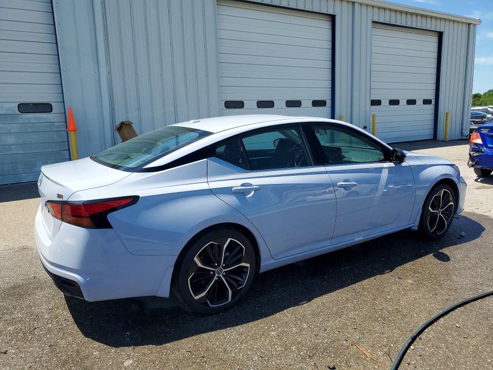 2024 Nissan VIN 1N4BL4CV7RN404837 COPART salvage auction — SIDE, AL - CERT OF TITLE-SALVAGE TITLE, sold $9,100 on 2026-07-09 (photo 3)