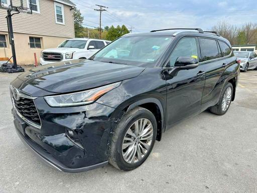 2023 Toyota Highlander VIN 5TDKDRBH8PS035011 COPART salvage auction — MINOR DENT/SCRATCHES, Salvage Title, sold $24,200 on 2026-07-14 (photo 1)