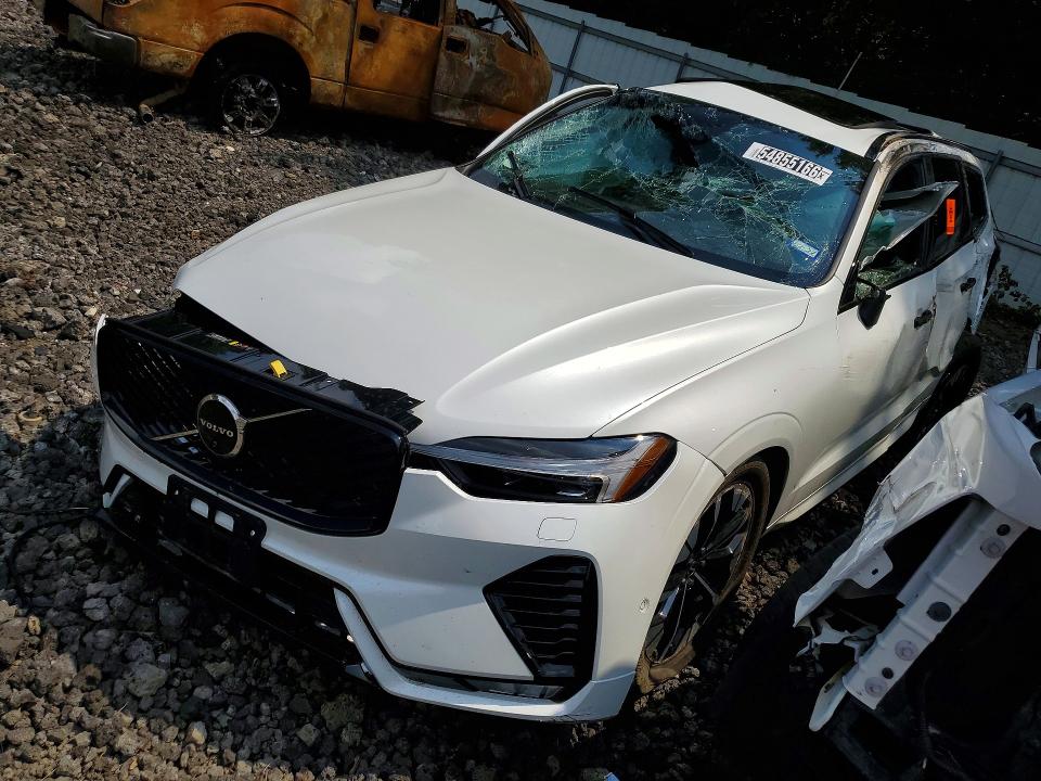 2026 Volvo Xc60 VIN YV4M12RC0T1454199 COPART salvage auction — ROLLOVER, TX - NONREPAIRABLE TITLE, sold $1,850 on 2026-07-13 (photo 1)