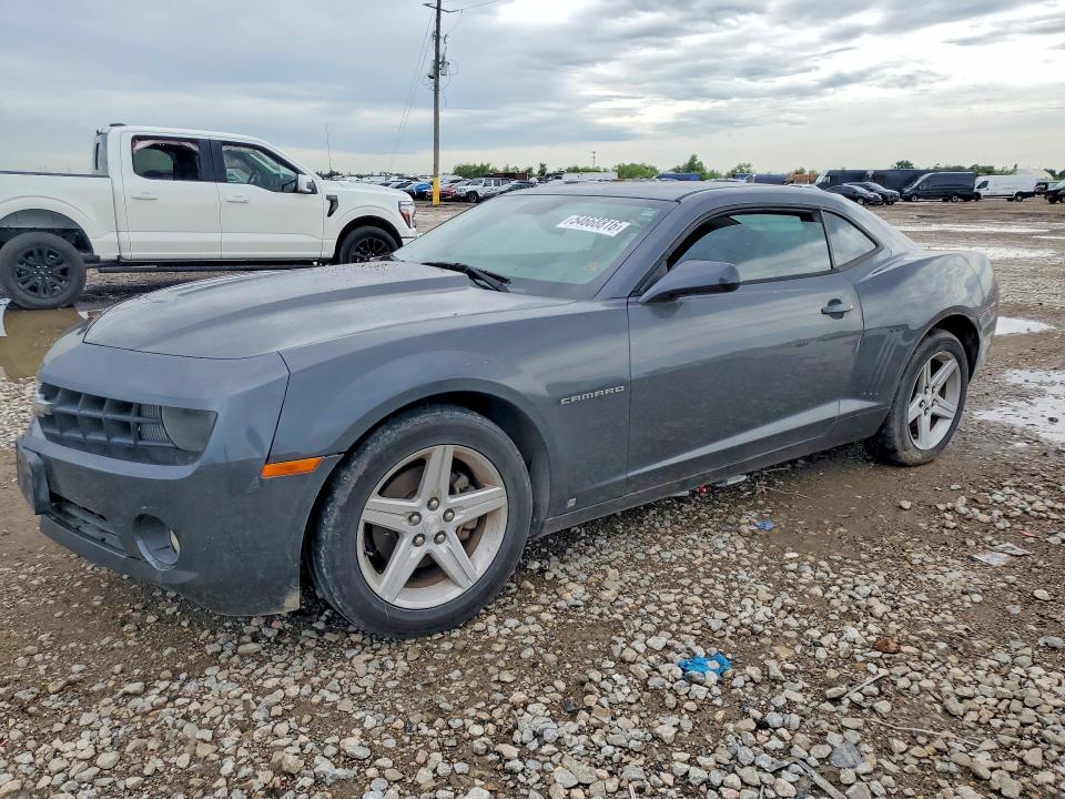 2010 Chevrolet Camaro VIN 2G1FB1EV1A9146566 COPART salvage auction — MINOR DENT/SCRATCHES, Mt - Certificate Of Title, sold $900 on 2026-07-02 (photo 1)