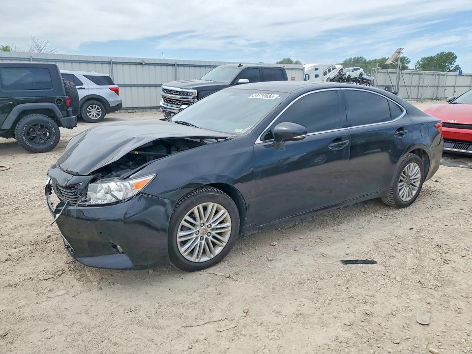 2014 Lexus VIN JTHBK1GG3E2122437 COPART salvage auction — FRONT END, Ks - Cert Of Title-Salvage, sold $1,550 on 2026-07-16 (photo 1)