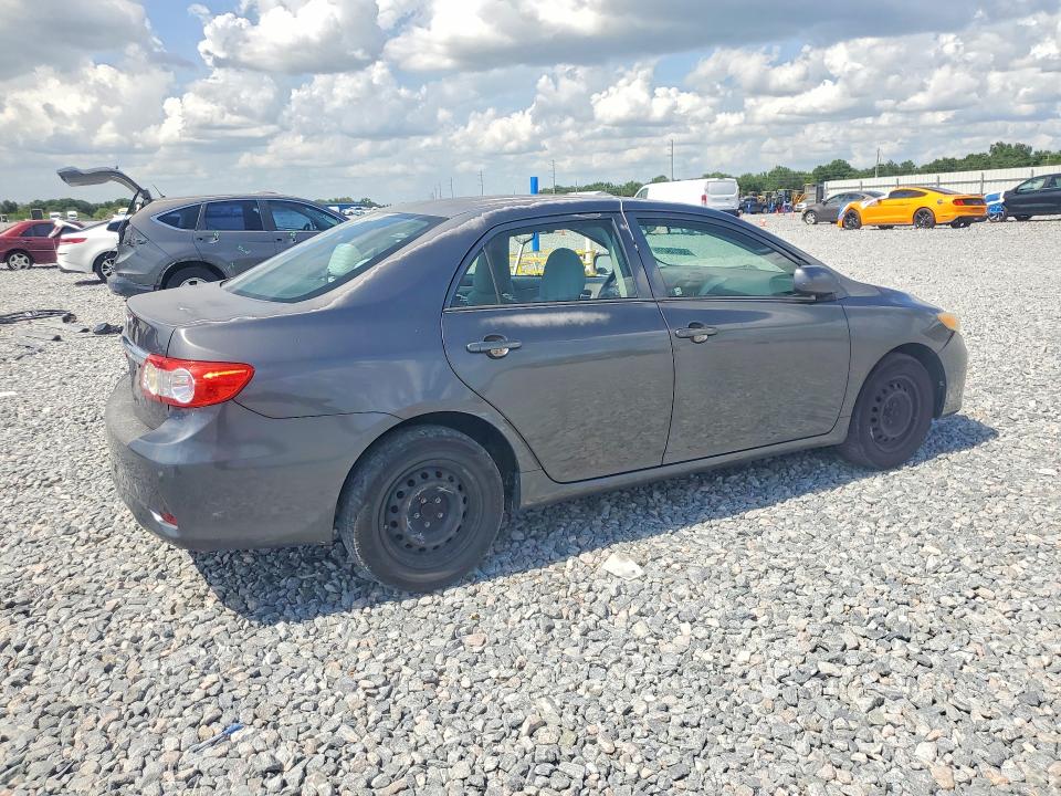 2013 Toyota Corolla VIN 2T1BU4EE0DC004733 COPART salvage auction — SIDE, FL - CERT OF TITLE SLVG REBUILDABLE, sold $1,850 on 2026-07-02 (photo 3)