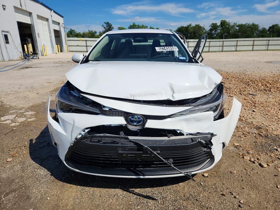 2023 Toyota Corolla VIN JTDBCMFE7P3017185 COPART salvage auction — ALL OVER, Tx - Salvage Vehicle Title, sold $100 on 2026-07-23 (photo 5)
