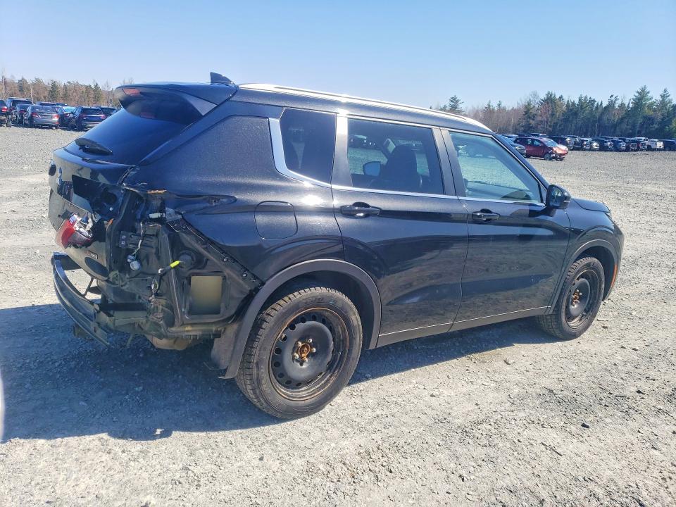 2022 Mitsubishi Outlander VIN JA4J4UA86NZ620465 COPART salvage auction — REAR END, Ns - Salvage Title, sold $400 on 2026-07-30 (photo 3)