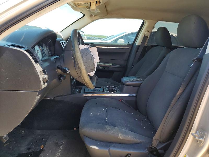2009 Chrysler 300 VIN 2C3KA43D99H622959 COPART salvage auction — FRONT END, Tx - Salvage Vehicle Title, sold $175 on 2026-07-02 (photo 7)