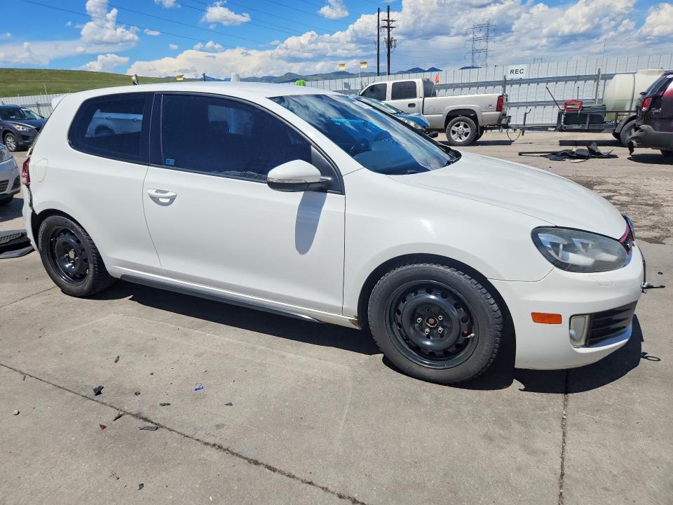 2010 Volkswagen Gti VIN WVWEV7AJ8AW405660 COPART salvage auction — REAR END, Co - Salvage Title, sold $1,050 on 2026-08-12 (photo 4)