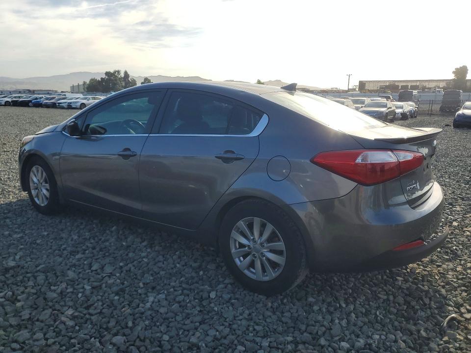 2014 Kia Forte VIN KNAFX4A85E5102385 COPART salvage auction — VANDALISM, Ca - Salvage Certificate, sold $525 on 2026-07-09 (photo 2)