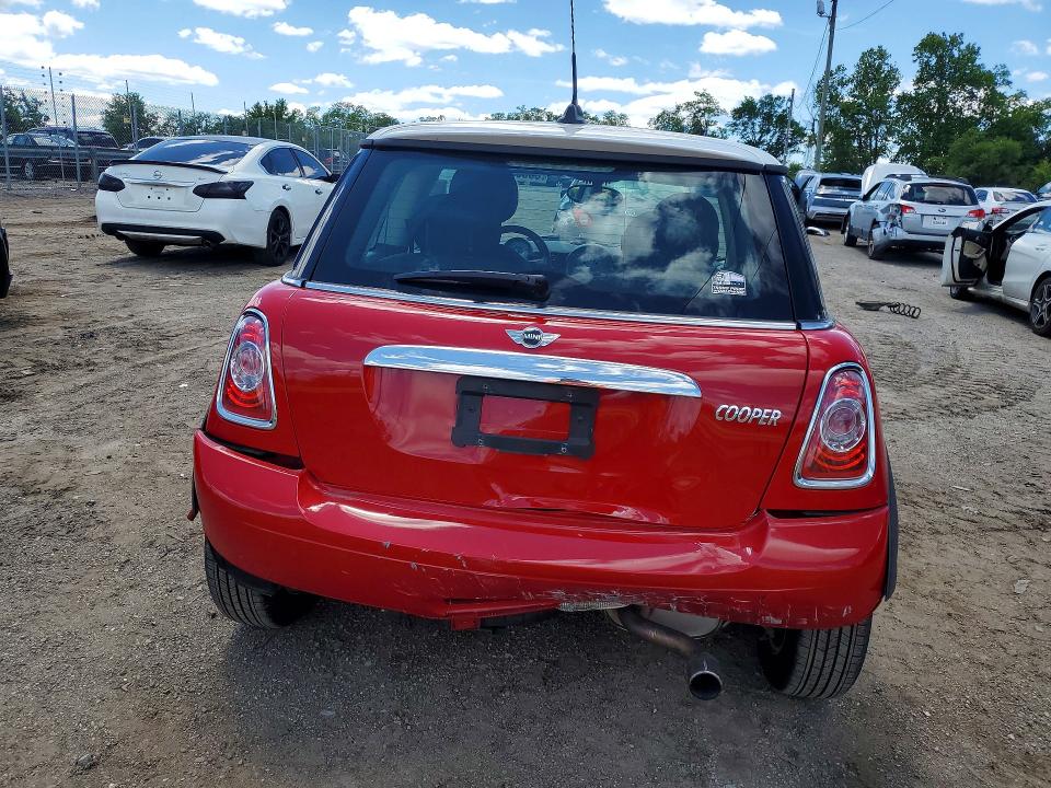 2011 Mini Cooper VIN WMWSU3C50BT095678 COPART salvage auction — REAR END, Md - Cert Of Salvage > 75% Damage, sold $925 on 2026-07-07 (photo 6)