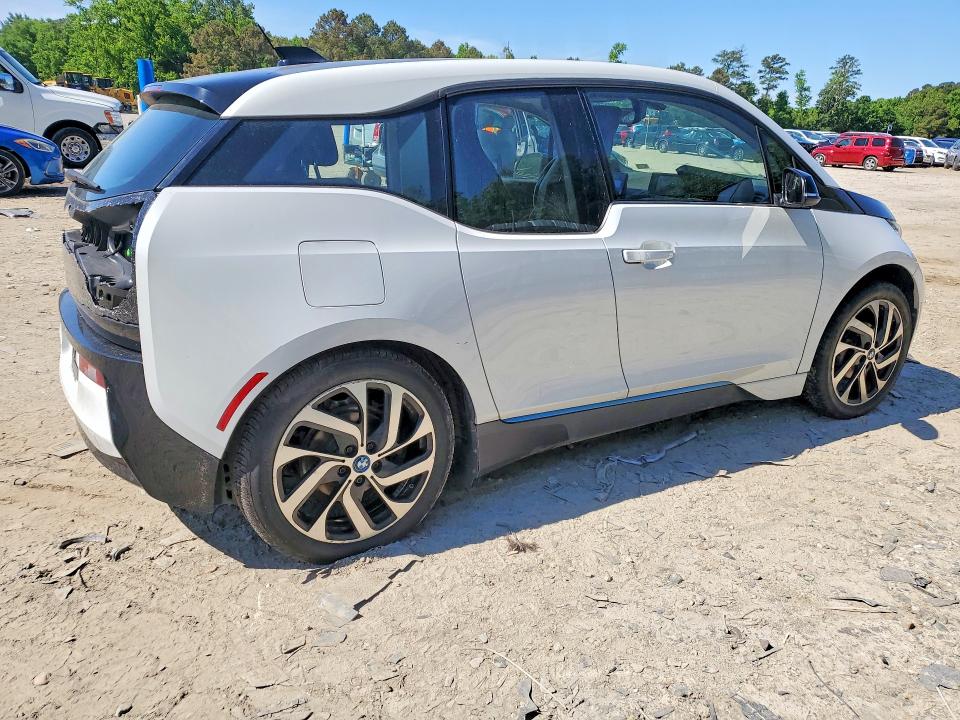 2016 BMW VIN WBY1Z2C50GV556737 COPART salvage auction — REAR END, Va - Certificate Of Title, sold $425 on 2026-07-07 (photo 3)