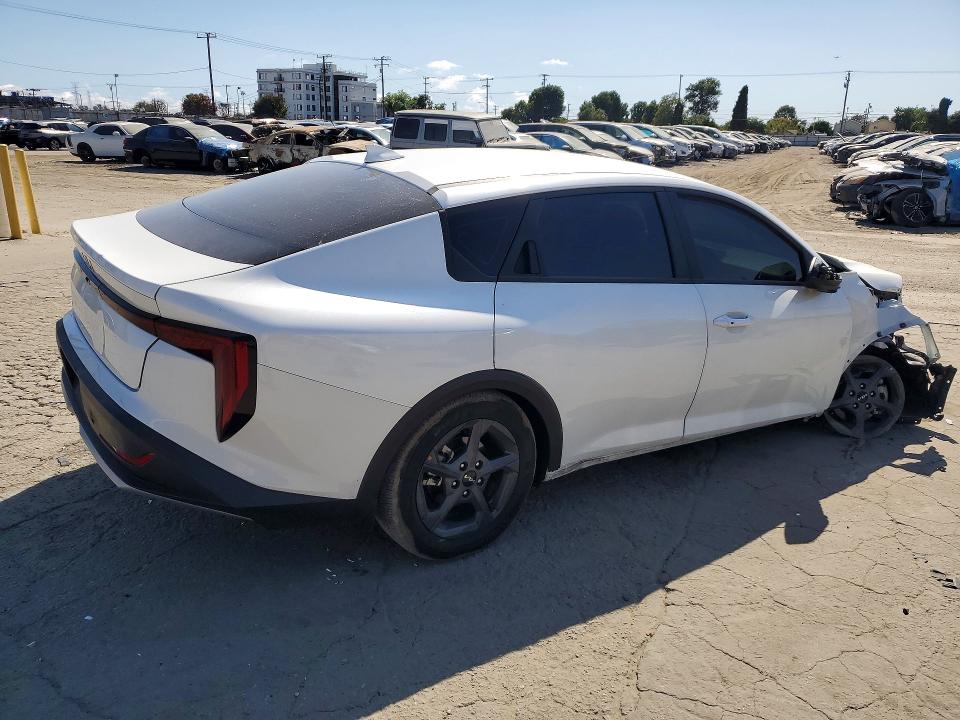 2025 Kia VIN 3KPFT4DE1SE091529 COPART salvage auction — FRONT END, Ca - Salvage Certificate, sold $3,100 on 2026-07-23 (photo 3)