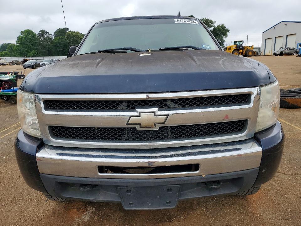 2010 Chevrolet Silverado 1500 VIN 1GCSKSE34AZ258052 COPART salvage auction — REAR END, Tx - Salvage Vehicle Title, sold $200 on 2026-07-20 (photo 5)