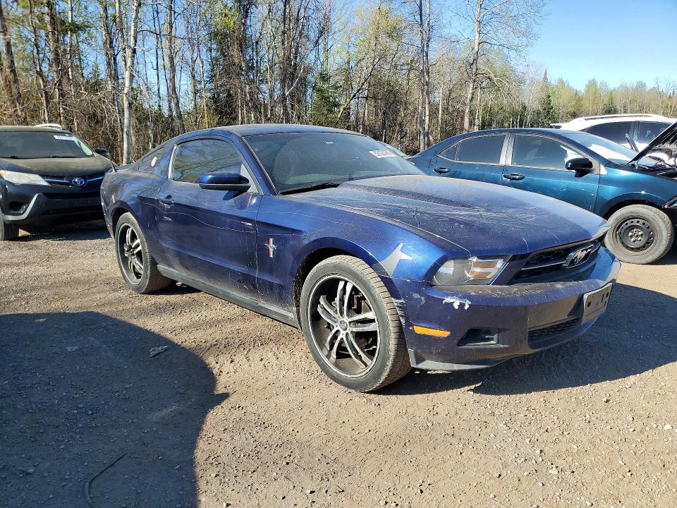 2010 Ford Mustang VIN 1ZVBP8AN2A5133745 COPART salvage auction — NORMAL WEAR, On - Permit No Brand - Unfit, sold $1,050 on 2026-07-03 (photo 4)