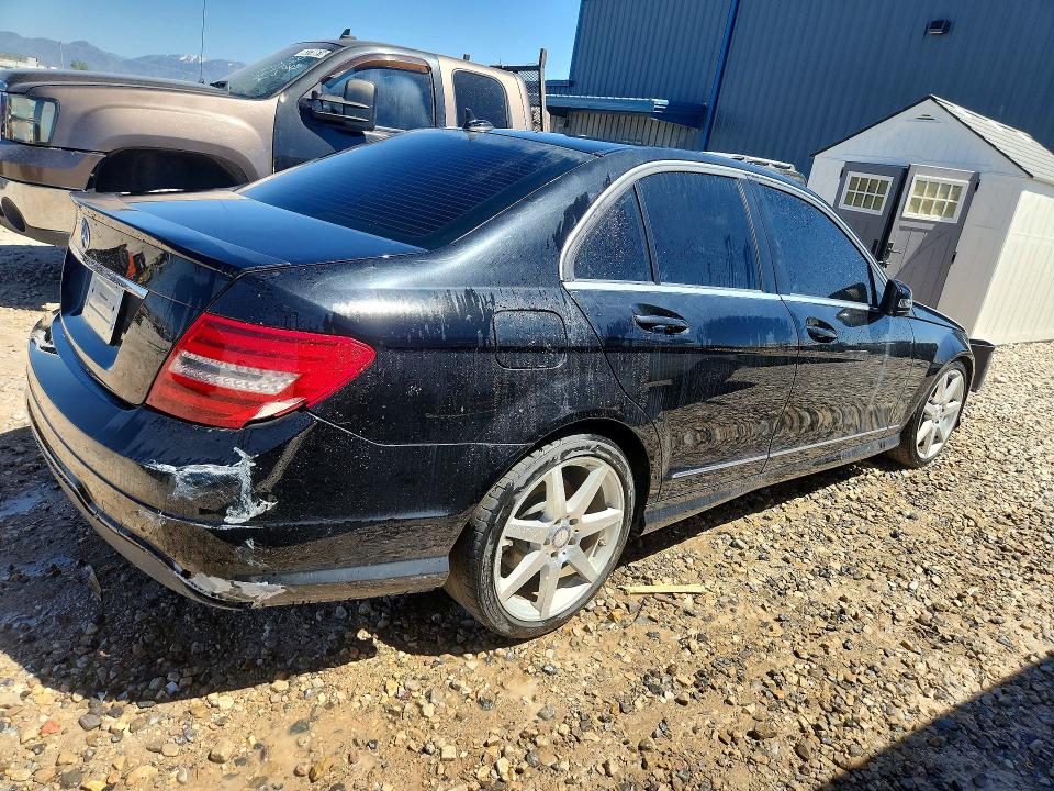 2013 Mercedes-benz C class VIN WDDGF4HB9DR263783 COPART salvage auction — MINOR DENT/SCRATCHES, Ut - Certificate Of Title, sold $550 on 2026-07-10 (photo 3)