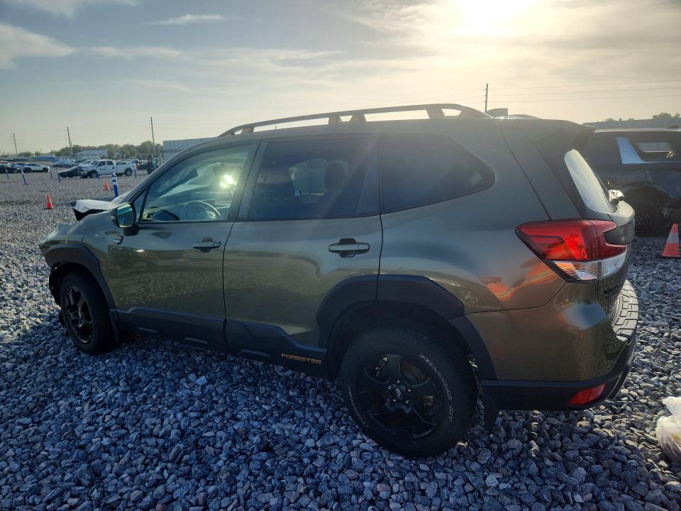 2022 Subaru Forester VIN JF2SKAMC0NH421546 COPART salvage auction — FRONT END, Fl - Cert Of Title Slvg Rebuildable, sold $1,950 on 2026-07-14 (photo 2)