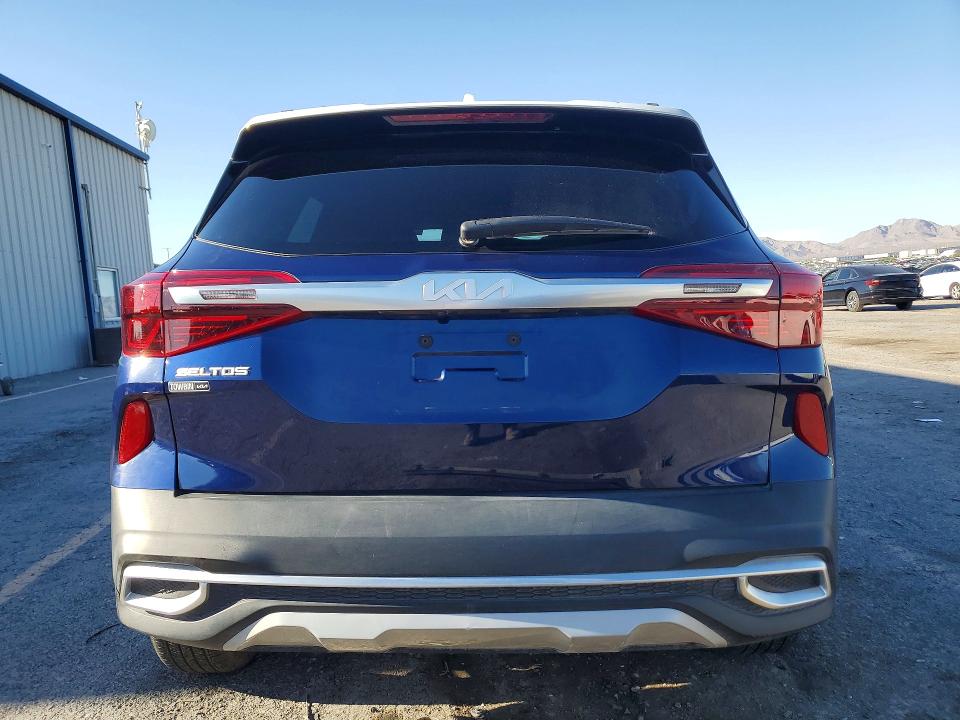 2023 Kia Seltos VIN KNDEU2AA2P7381834 COPART salvage auction — SIDE, Nv - Salvage Title, sold $3,600 on 2026-07-30 (photo 6)