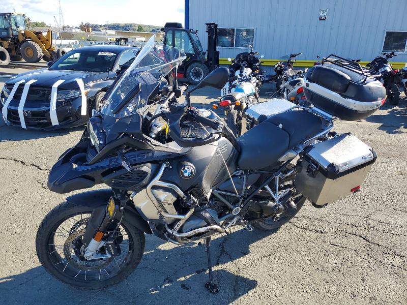 2024 BMW R 1250 VIN WB10M1304R6J50979 COPART salvage auction — SIDE, Ut - Salvage Certificate, sold $12,500 on 2026-08-27 (photo 3)