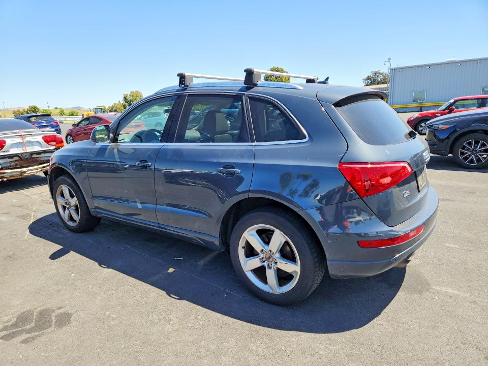 2011 Audi Q5 VIN WA1LFAFP4BA086233 COPART salvage auction — MECHANICAL, CA - DIS/DLR/EXP APP FOR DUP CLEAN, sold $225 on 2026-07-27 (photo 2)