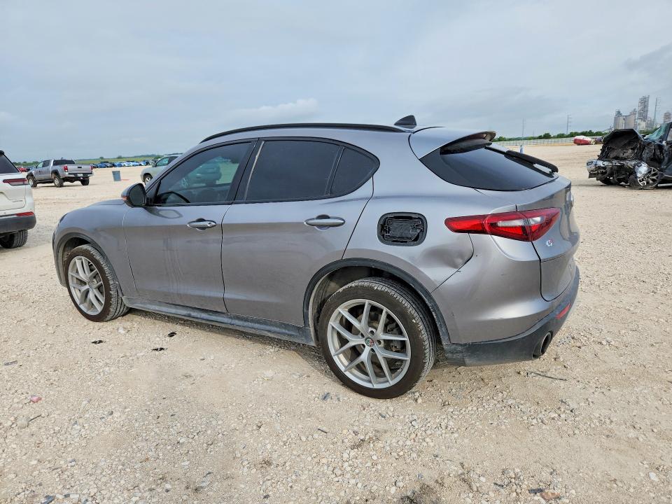 2018 Alfa romeo Stelvio VIN ZASFAKNN8J7B80173 COPART salvage auction — FRONT END, Tx - Salvage Vehicle Title, sold $2,200 on 2026-07-30 (photo 2)