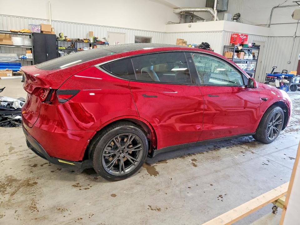 2025 Tesla VIN 7SAYGDED7SA347895 COPART salvage auction — REAR END, NC - SALVAGE CERTIFICATE OF TITLE, sold $6,900 on 2026-07-23 (photo 3)
