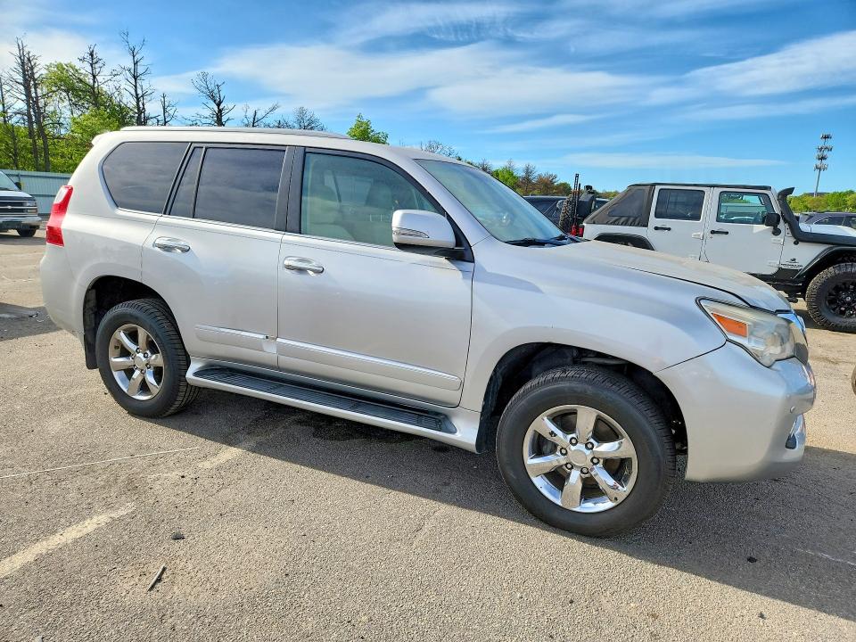 2013 Lexus Gx VIN JTJBM7FX3D5060435 COPART salvage auction — WATER/FLOOD, Ny - Mv907A-Flood Salvage, sold $7,700 on 2026-07-20 (photo 4)