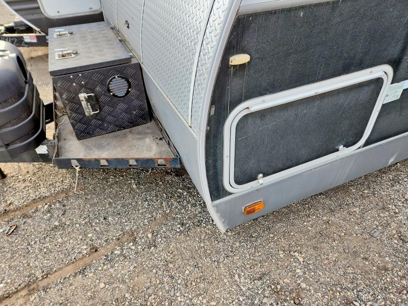 2006 Keystone Camper VIN 4YDT220206T650164 COPART salvage auction — ROOF, MI - CERTIFICATE OF TITLE, sold $375 on 2026-07-07 (photo 7)