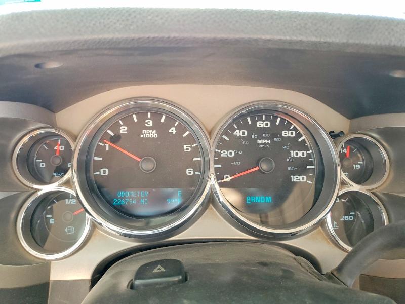 2010 Gmc SIERRA VIN 1GTSCVE00AZ232195 COPART salvage auction — MINOR DENT/SCRATCHES, TX - CERTIFICATE OF TITLE, sold $1,900 on 2026-07-24 (photo 9)