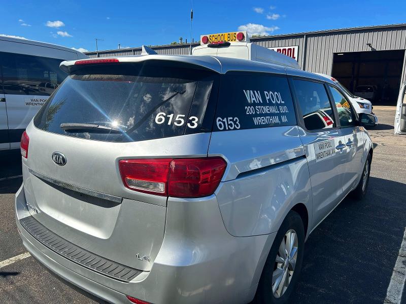 2018 Kia SEDONA VIN KNDMB5C19J6383643 COPART salvage auction — NORMAL WEAR, Ma - Certificate Of Title (P), sold $725 on 2026-07-09 (photo 4)